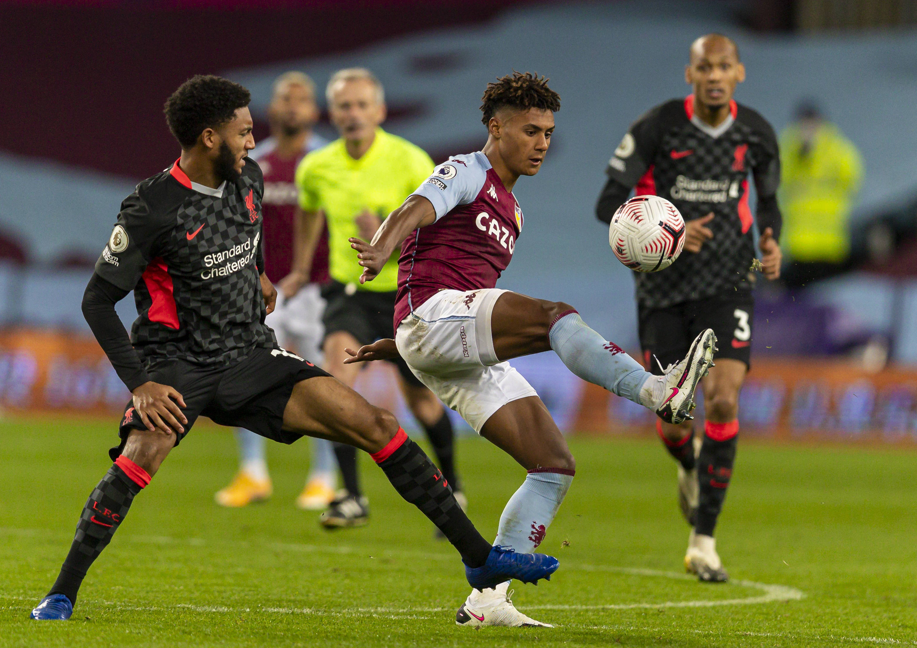 与此事件相 与此事件相